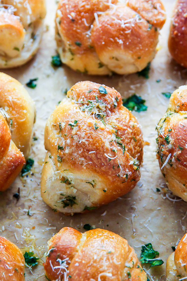 garlic knots - Article 2